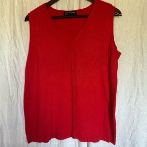 Jones New York Red V-Neck Sleeveless Knit Shell